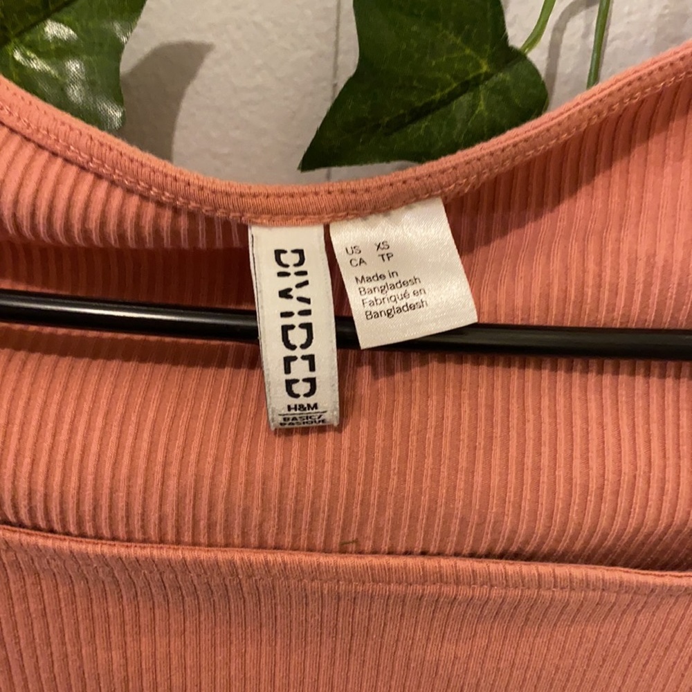 H&M top - Picture 2 of 2